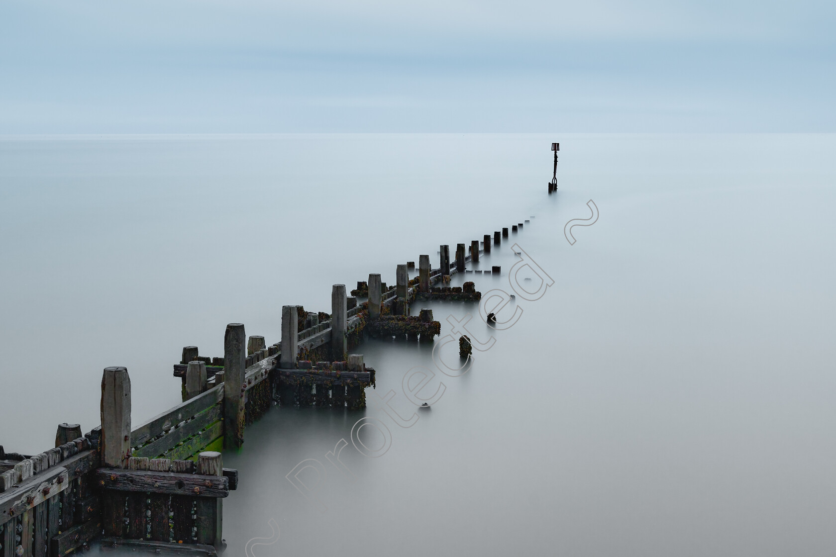 Overstrand-Minimalist-0001-LtoR