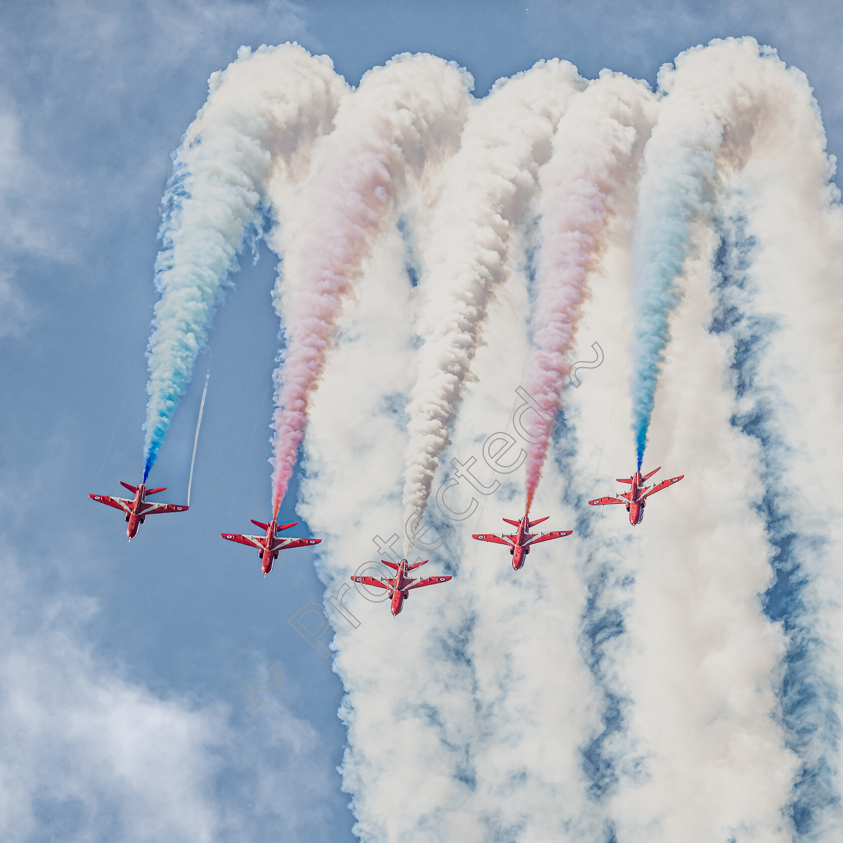 Red-Arrows-0004-Looping-the-Loop