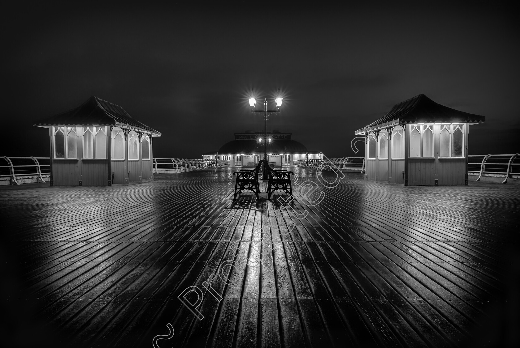 Cromer-Pier-Symetrical-Mono