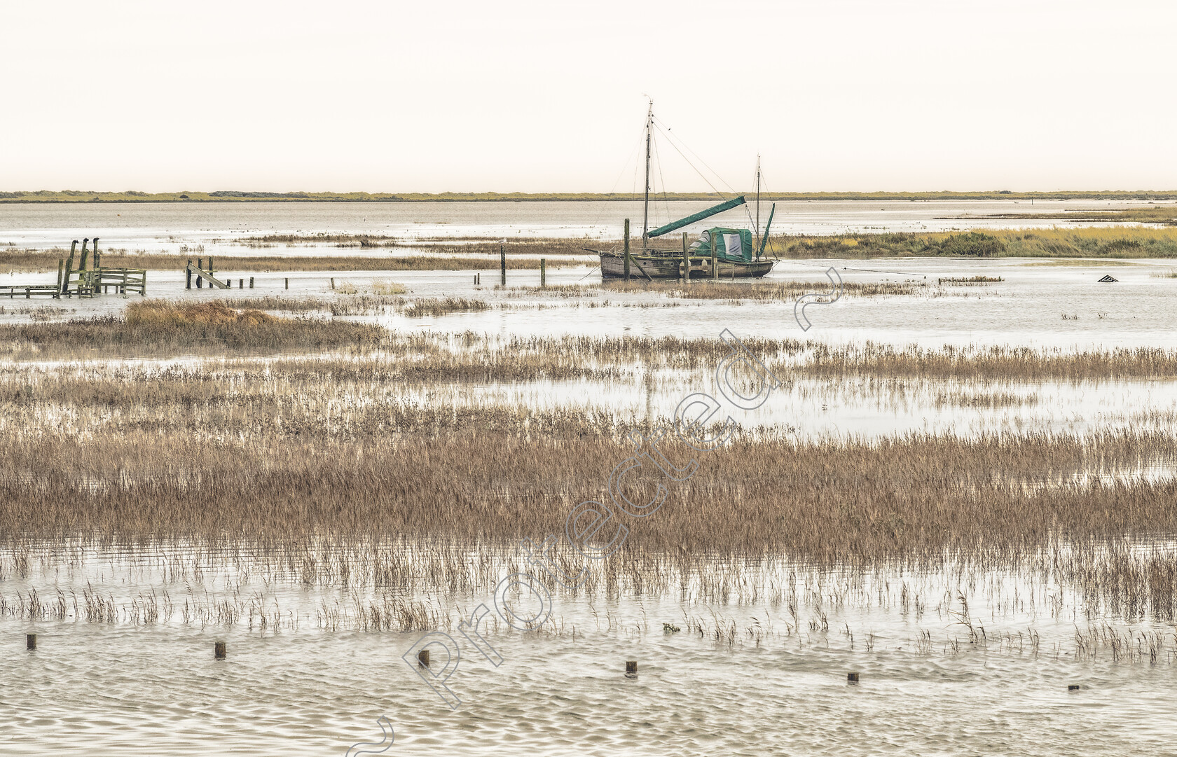 Thornham-High-Tide-Boat