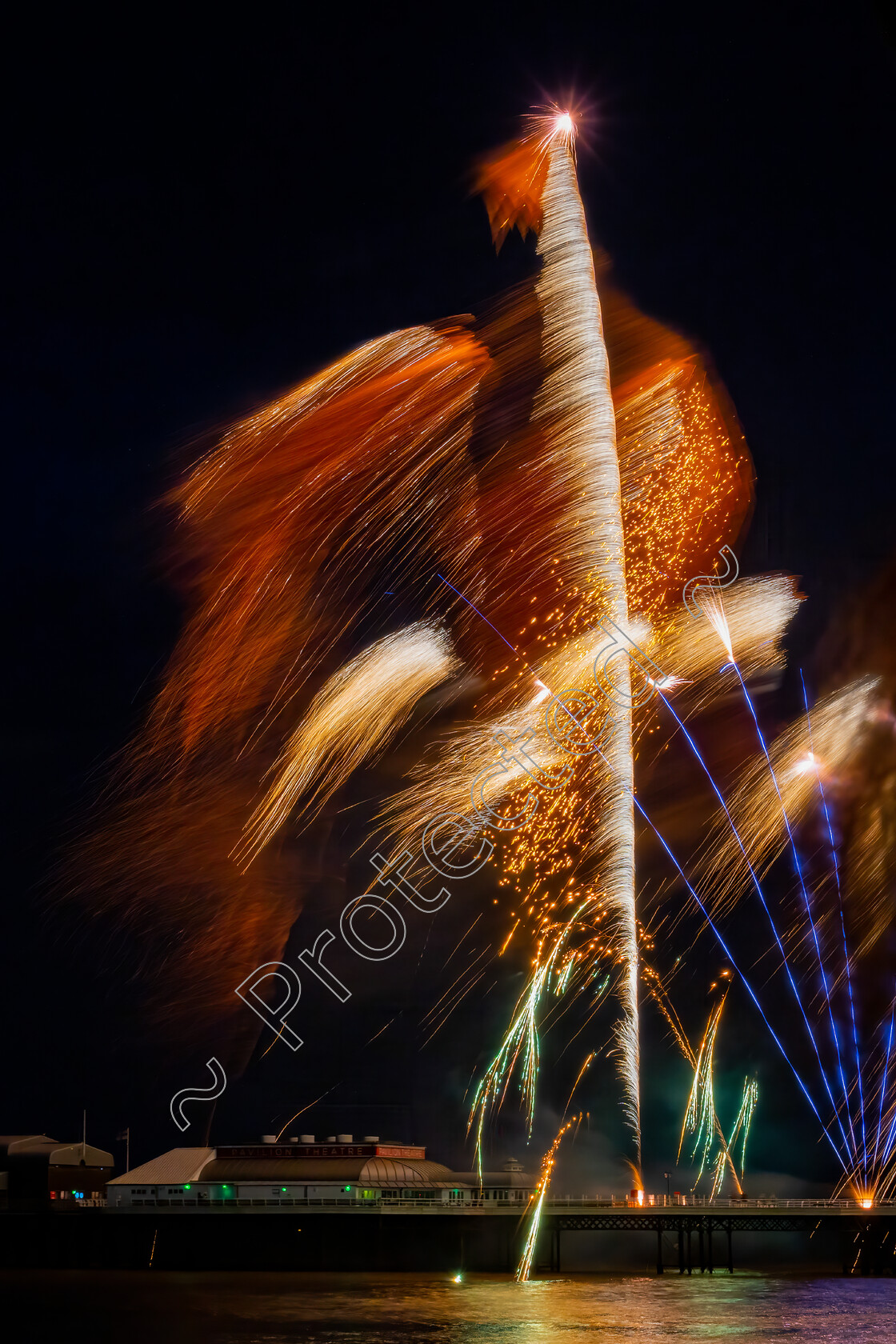 Cromer-Pier-Fireworks