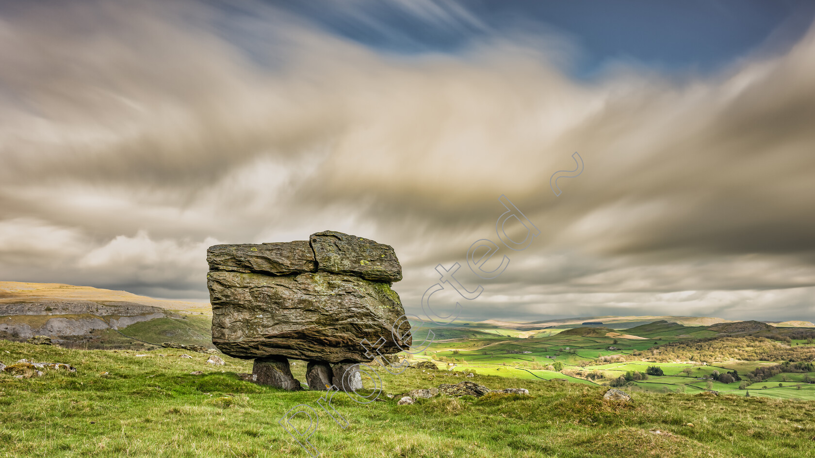 Dramatic-Norber-Erratic